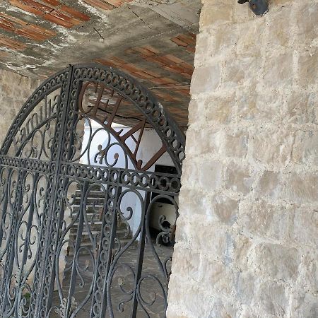 Villa Celaj “The Castle” Krujë Exterior foto