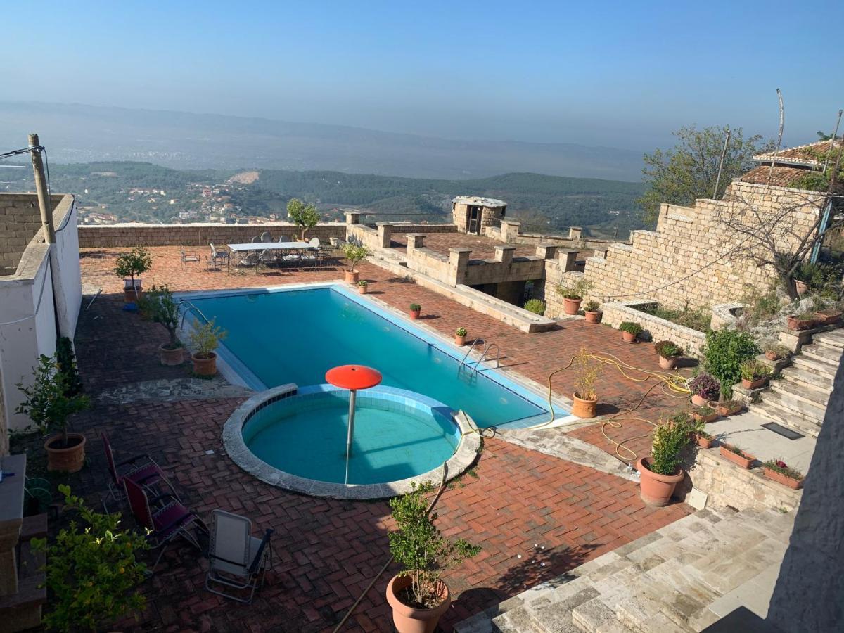 Villa Celaj “The Castle” Krujë Exterior foto